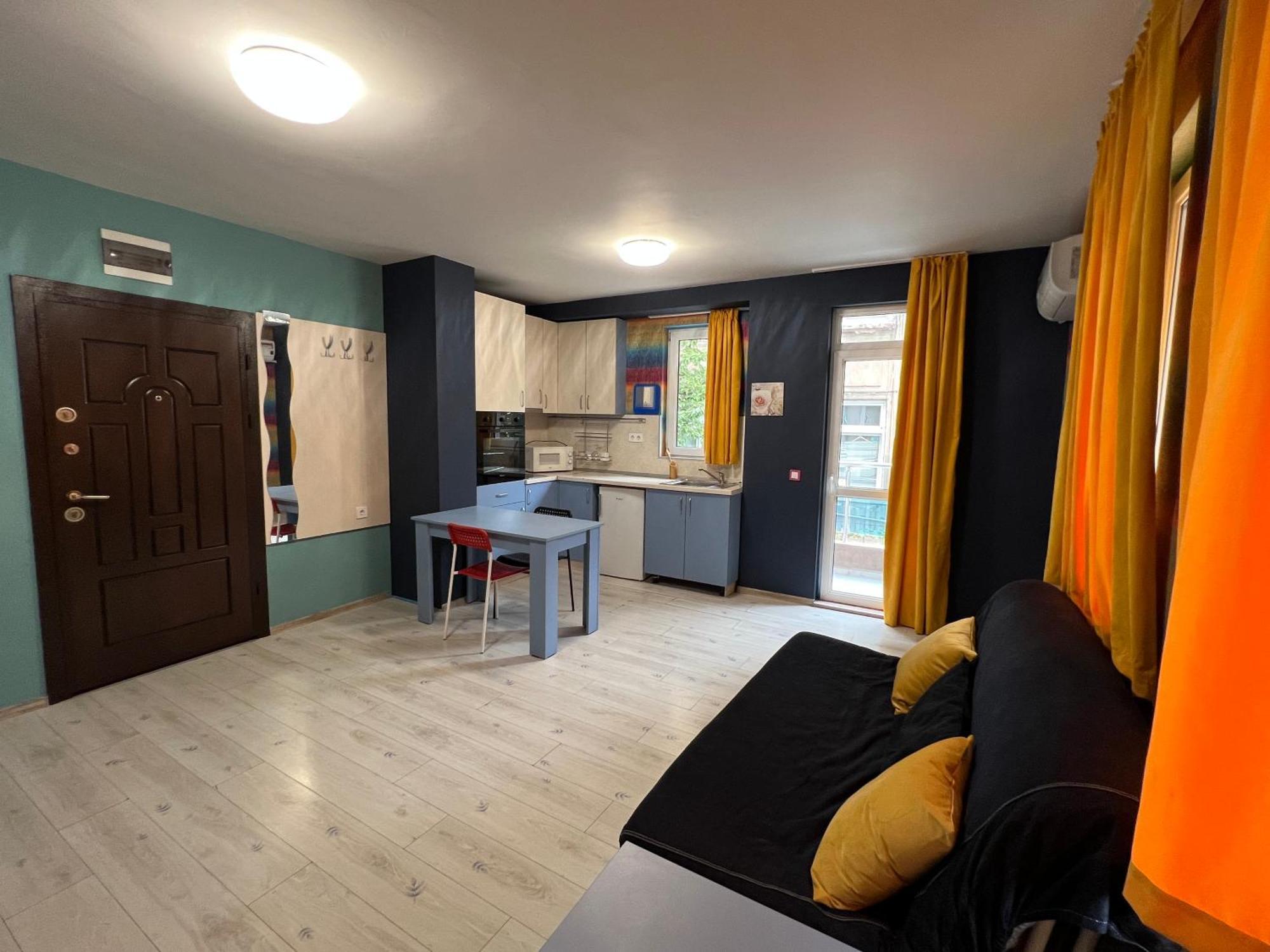 Victory Aparthotel